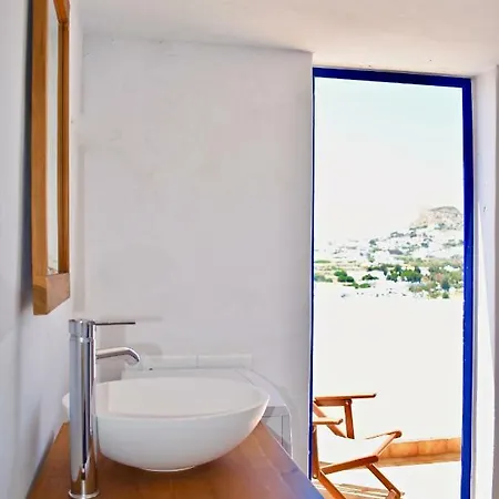 Nikos' Holiday Holiday home *