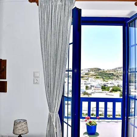 Nikos' Holiday Holiday home